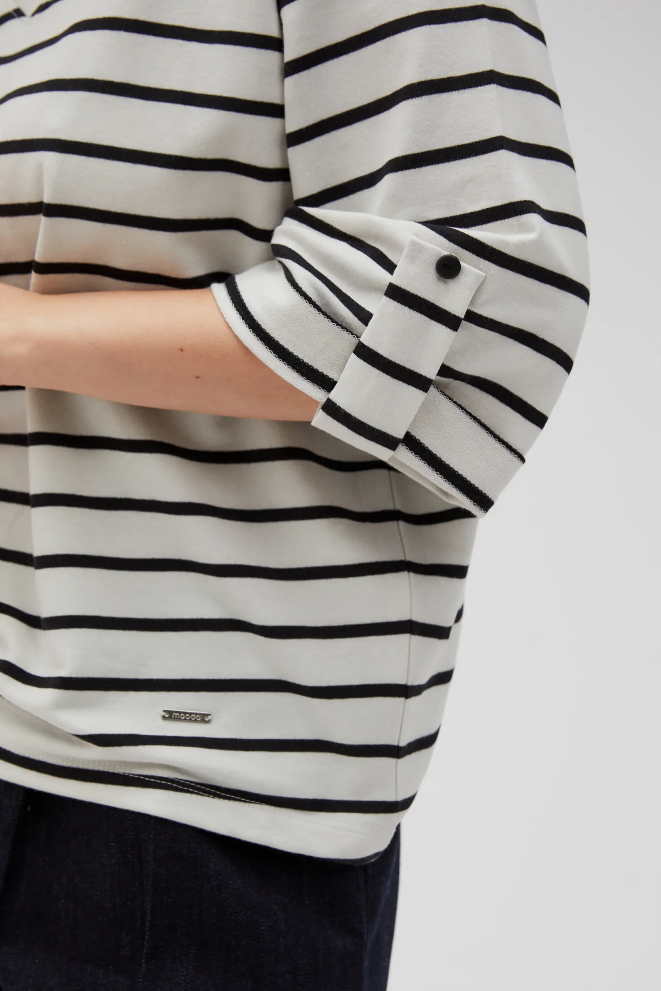 l bl 4603 off white black 06 l bl 4603 off white black 06