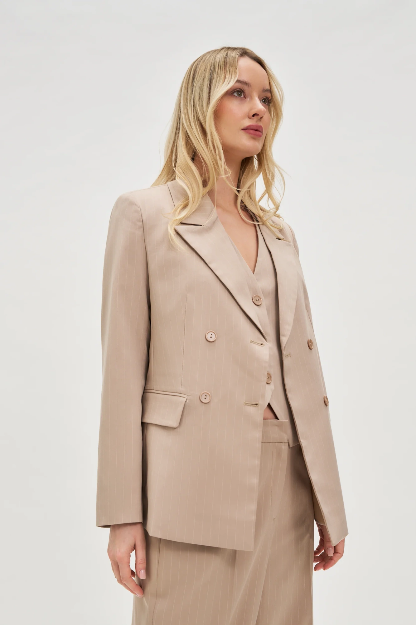 l mr 4613 l.beige 03 l mr 4613 l.beige 03