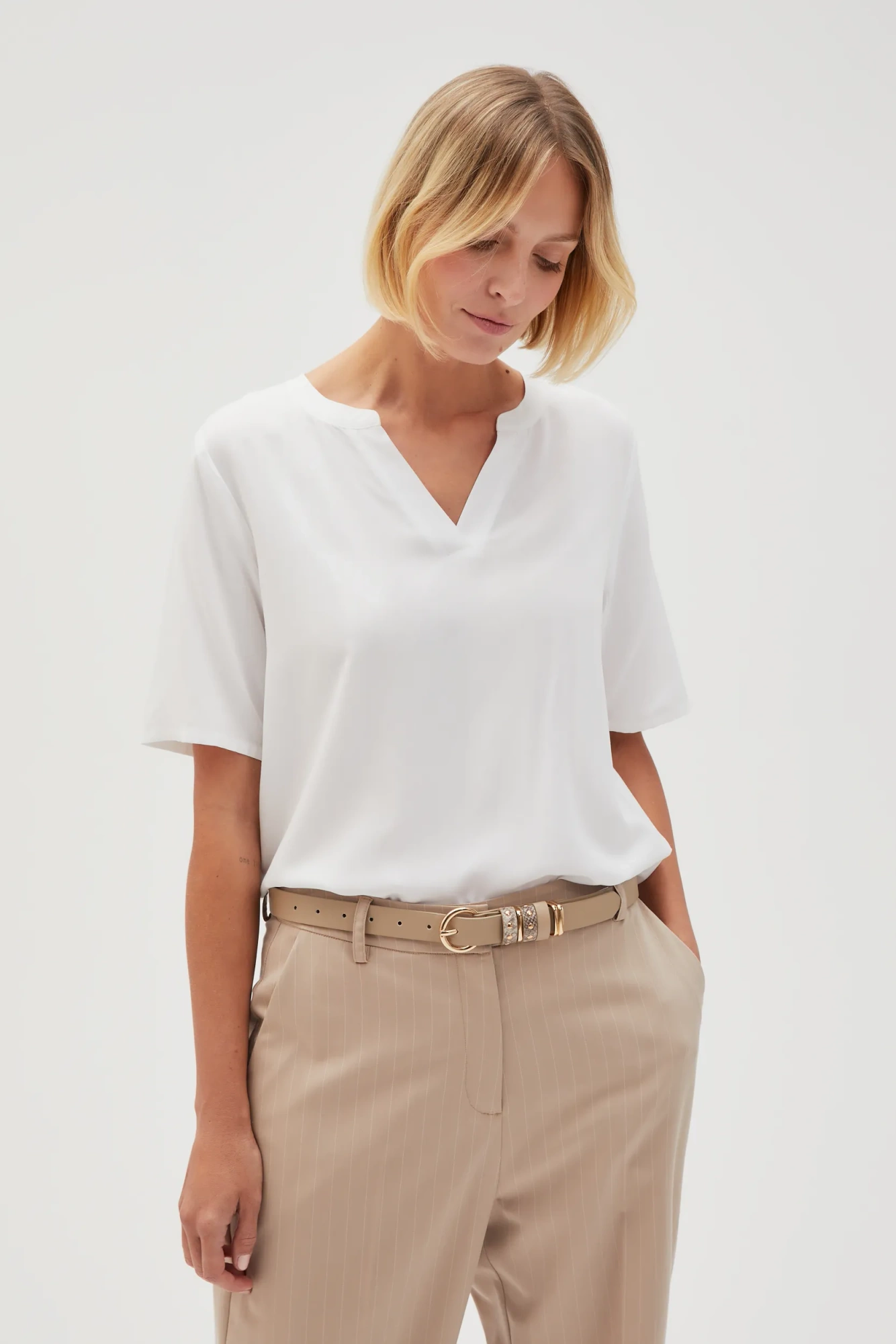 l pa 4600 beige 02 l pa 4600 beige 02