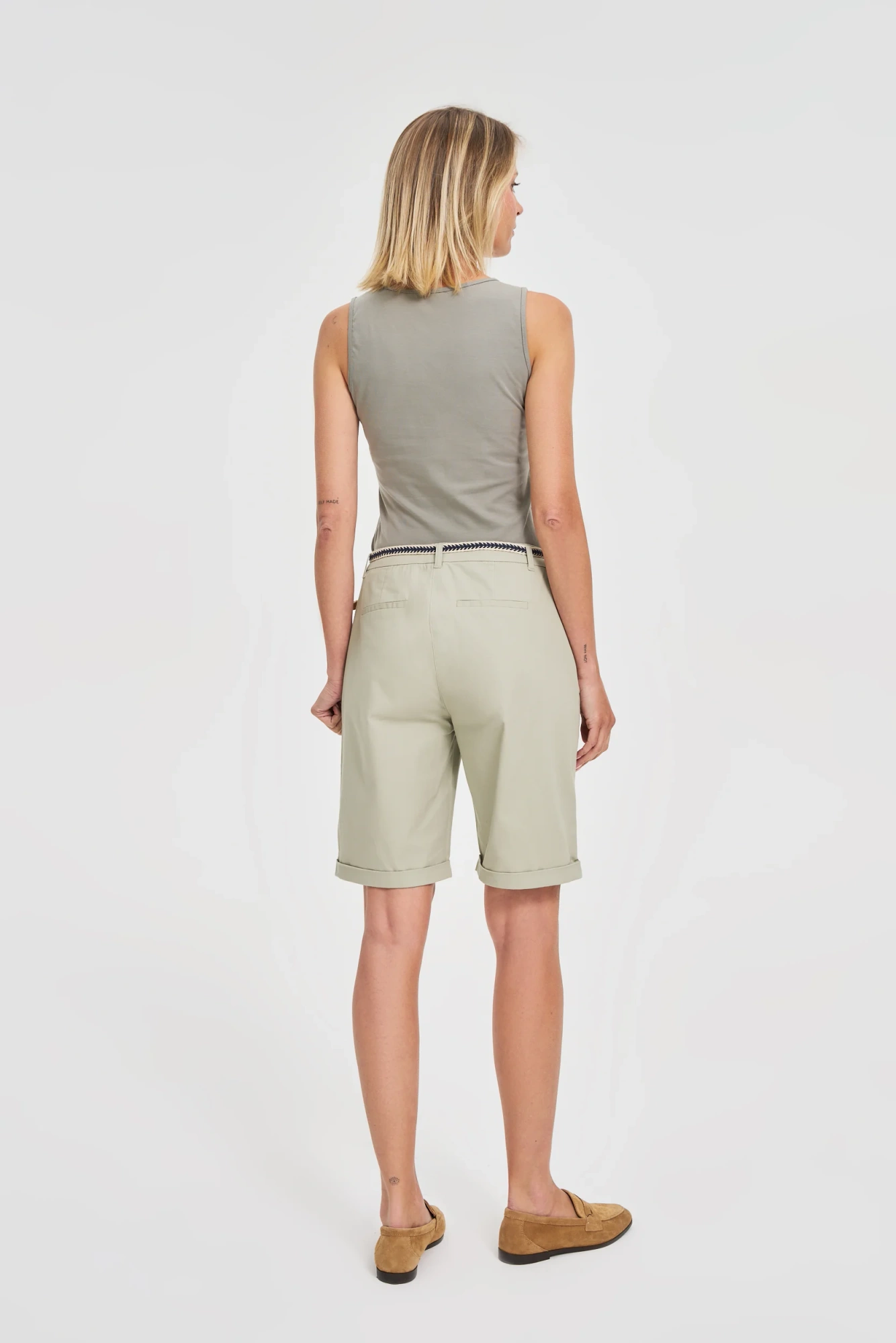 l sh 4600 olive 04 l sh 4600 olive 04