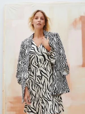 l su 4610 off white 01