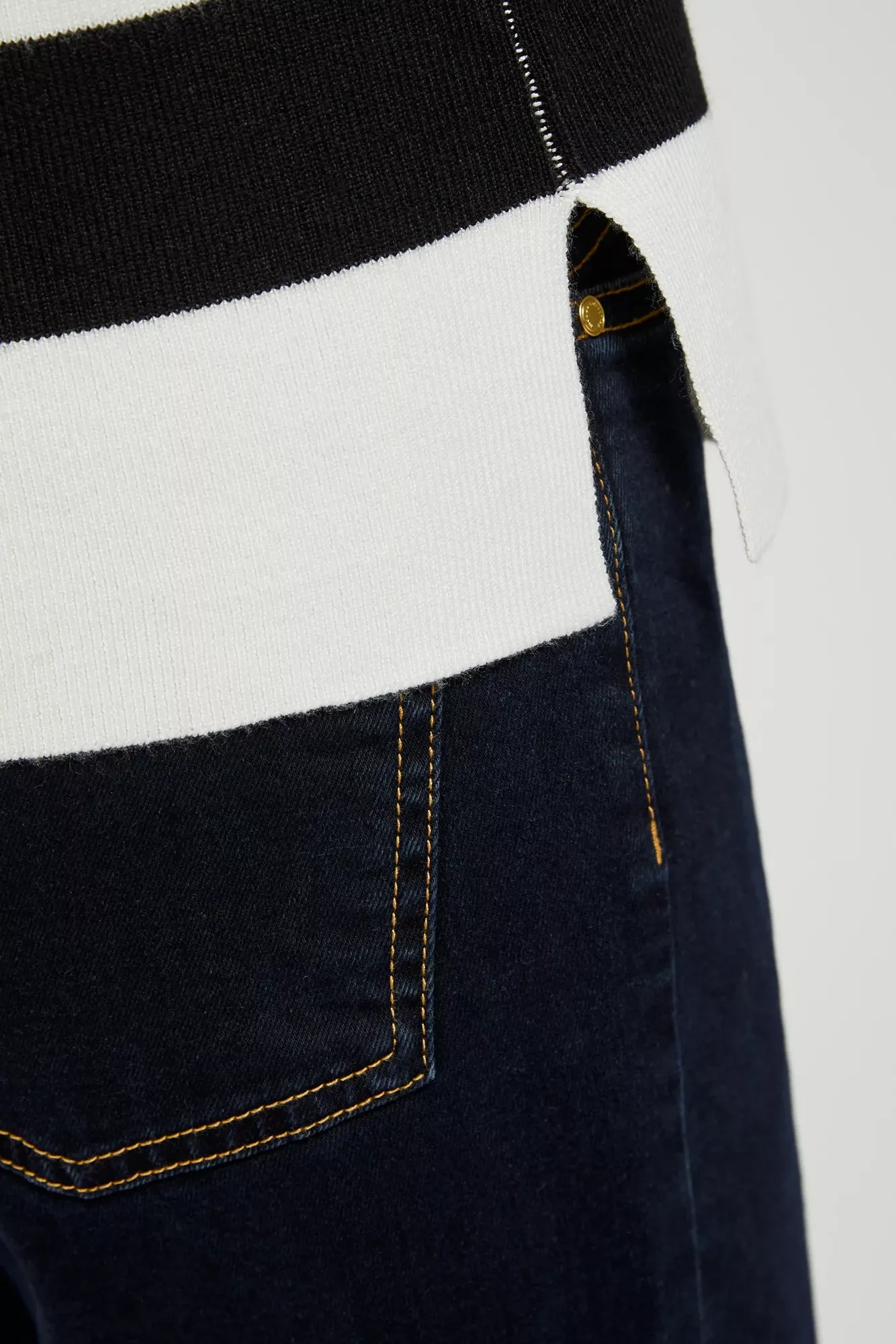 l sw 4300 black 05 l sw 4300 black 05