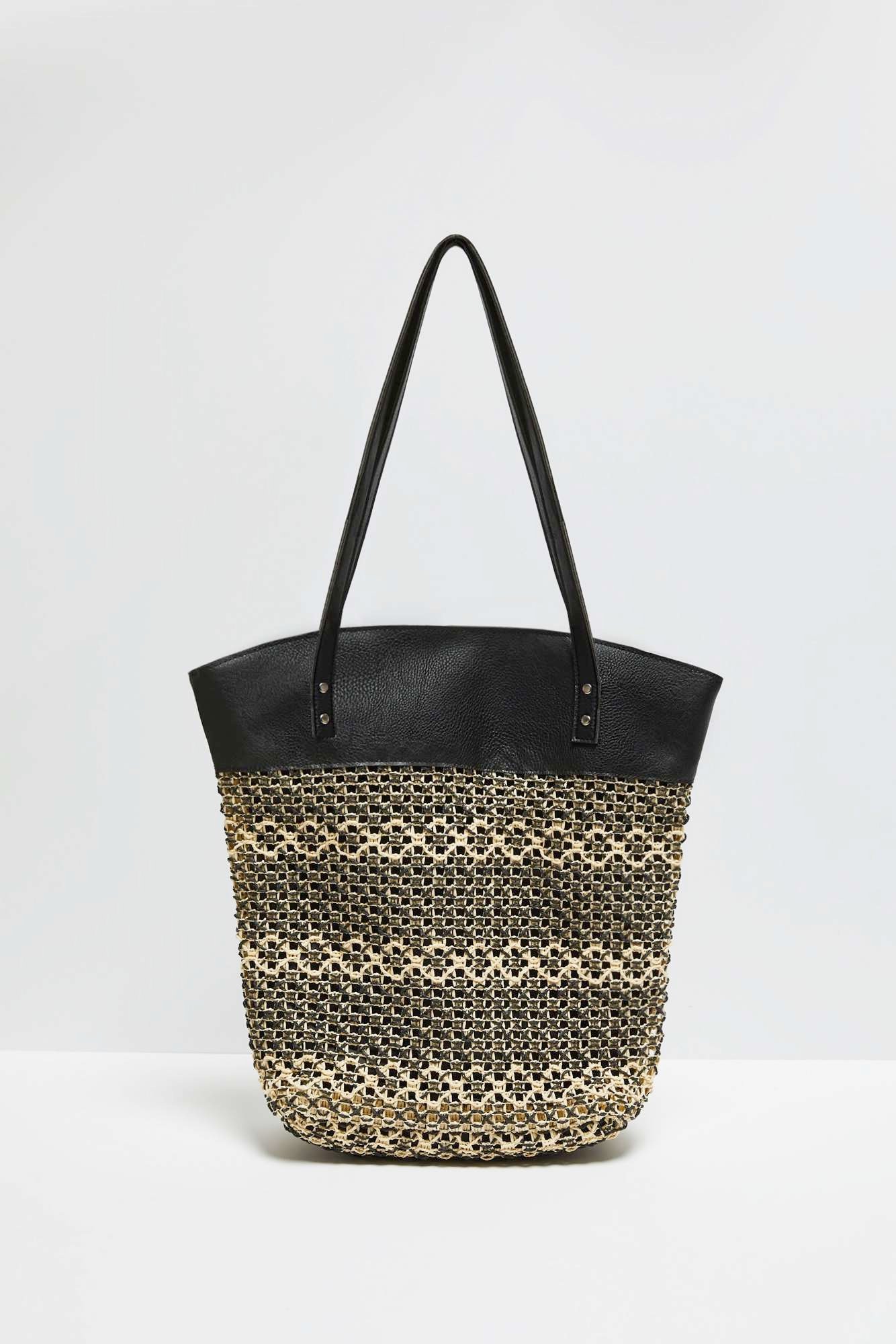 l to 4011 black 01 l to 4011 black 01