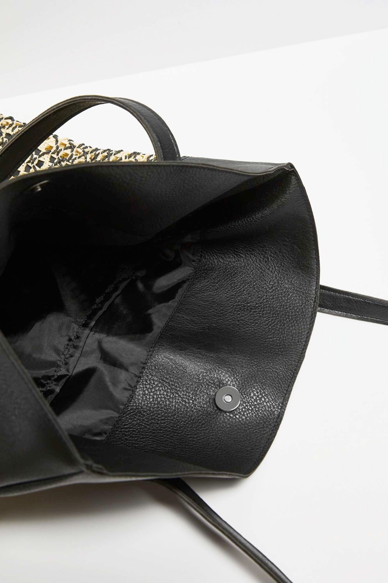 l to 4011 black 02 l to 4011 black 02