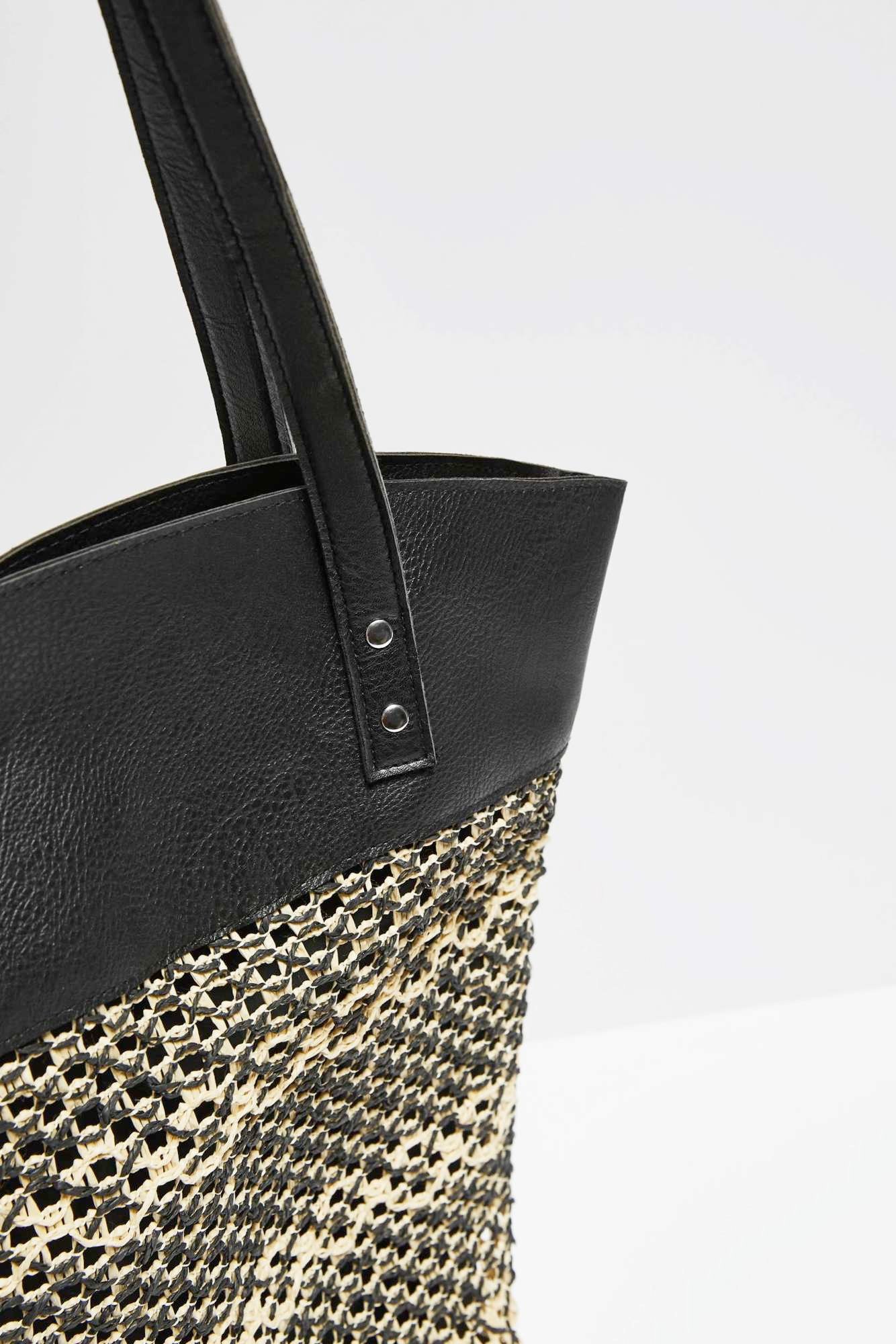 l to 4011 black 03 l to 4011 black 03