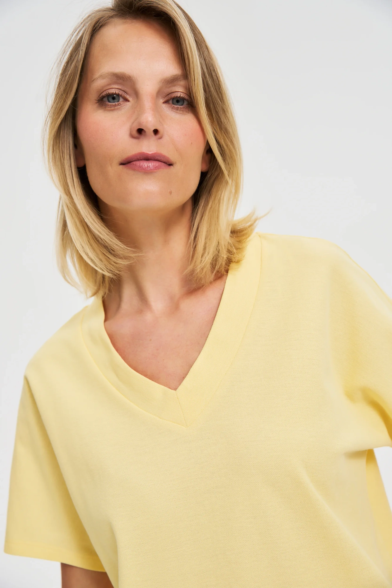 l ts 4699 yellow 02 l ts 4699 yellow 02