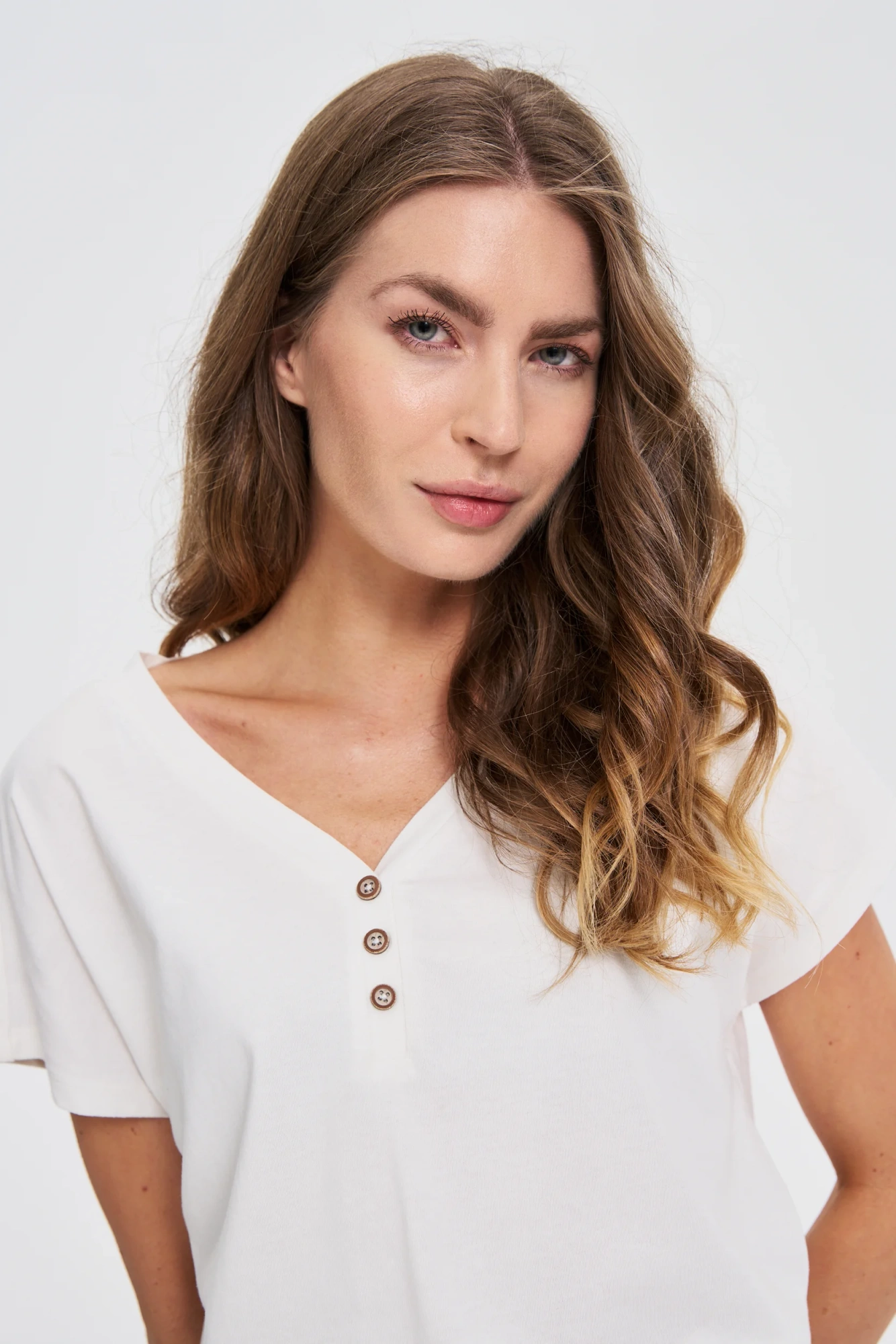 l ts 4702 off white 03 l ts 4702 off white 03