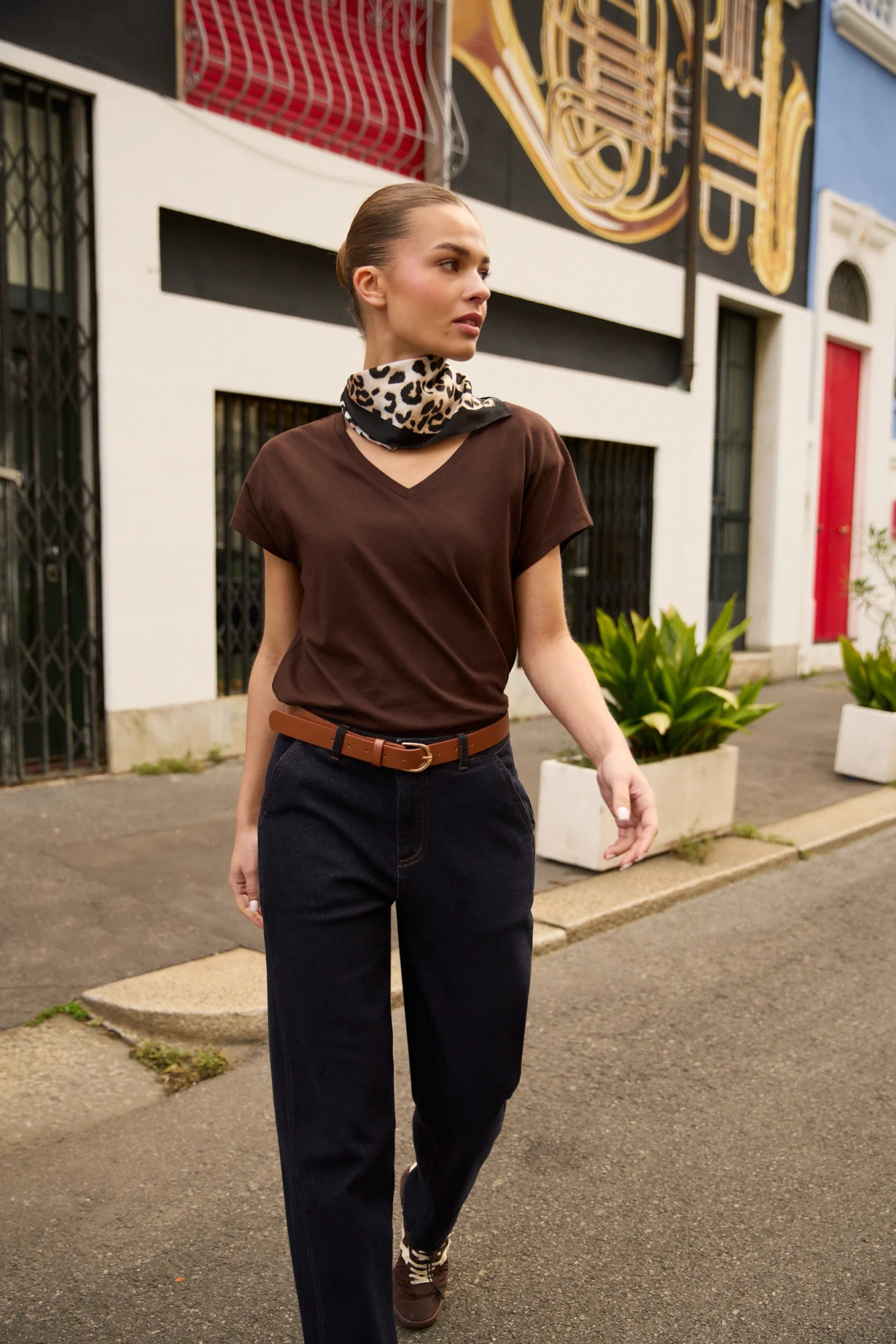 l ts 4951 d.brown 01 l ts 4951 d.brown 01