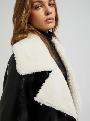 Šilti viršutiniai rūbai