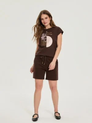 l sh 4918 d.brown 01