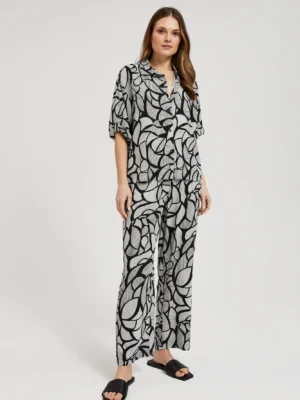 l sp 4332 black white 01