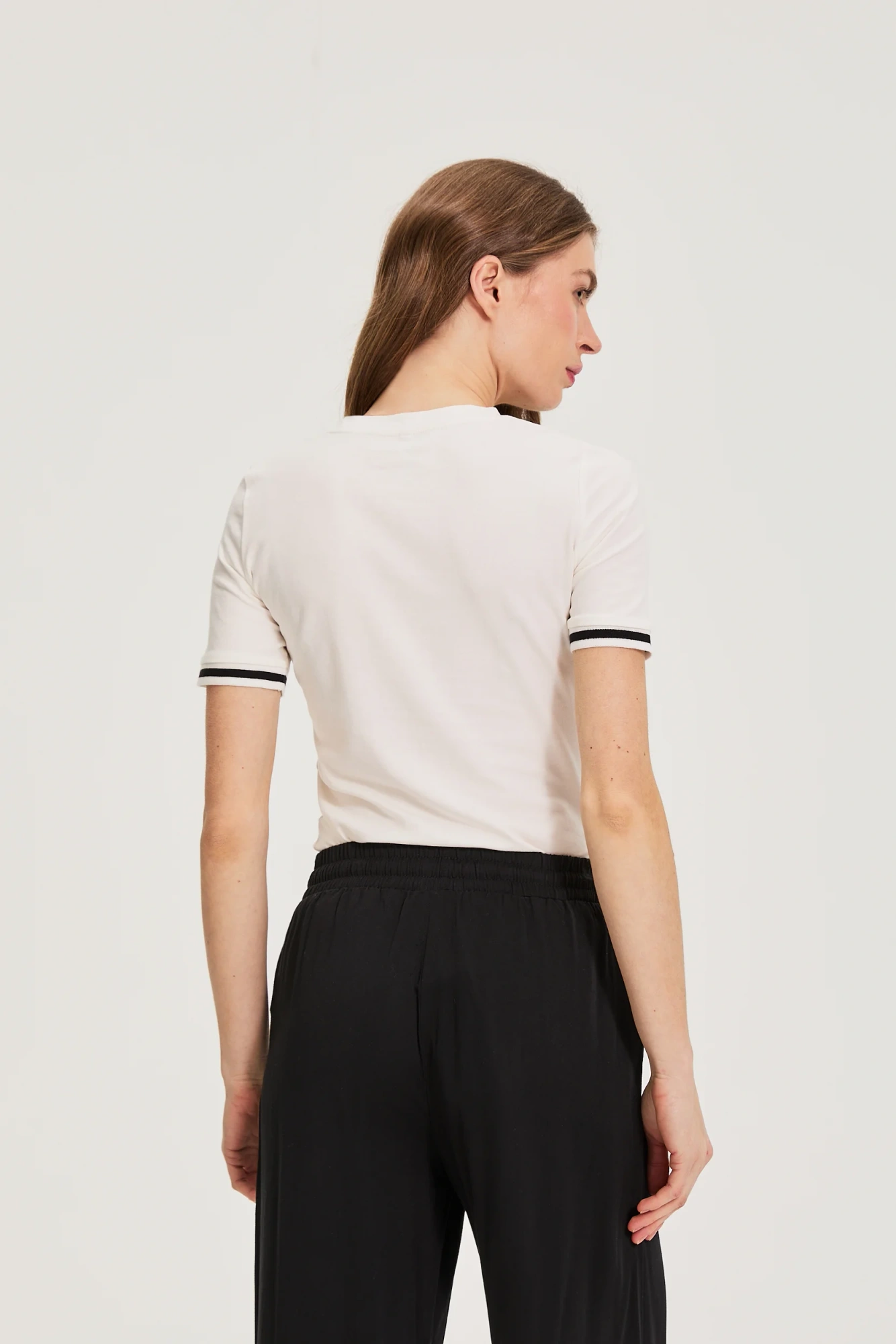 l ts 4943 off white 04 l ts 4943 off white 04