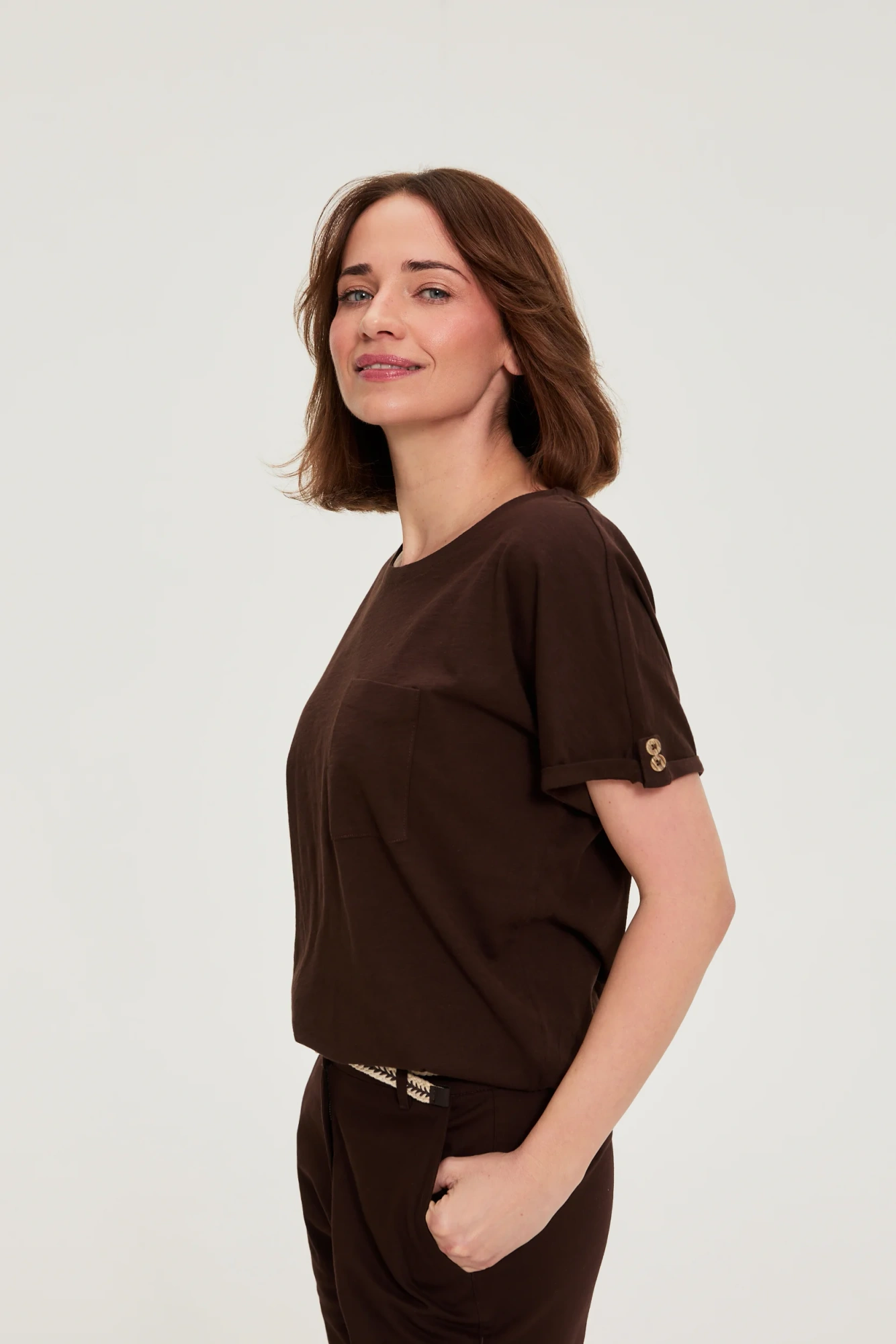 l ts 4962 d.brown 02 l ts 4962 d.brown 02
