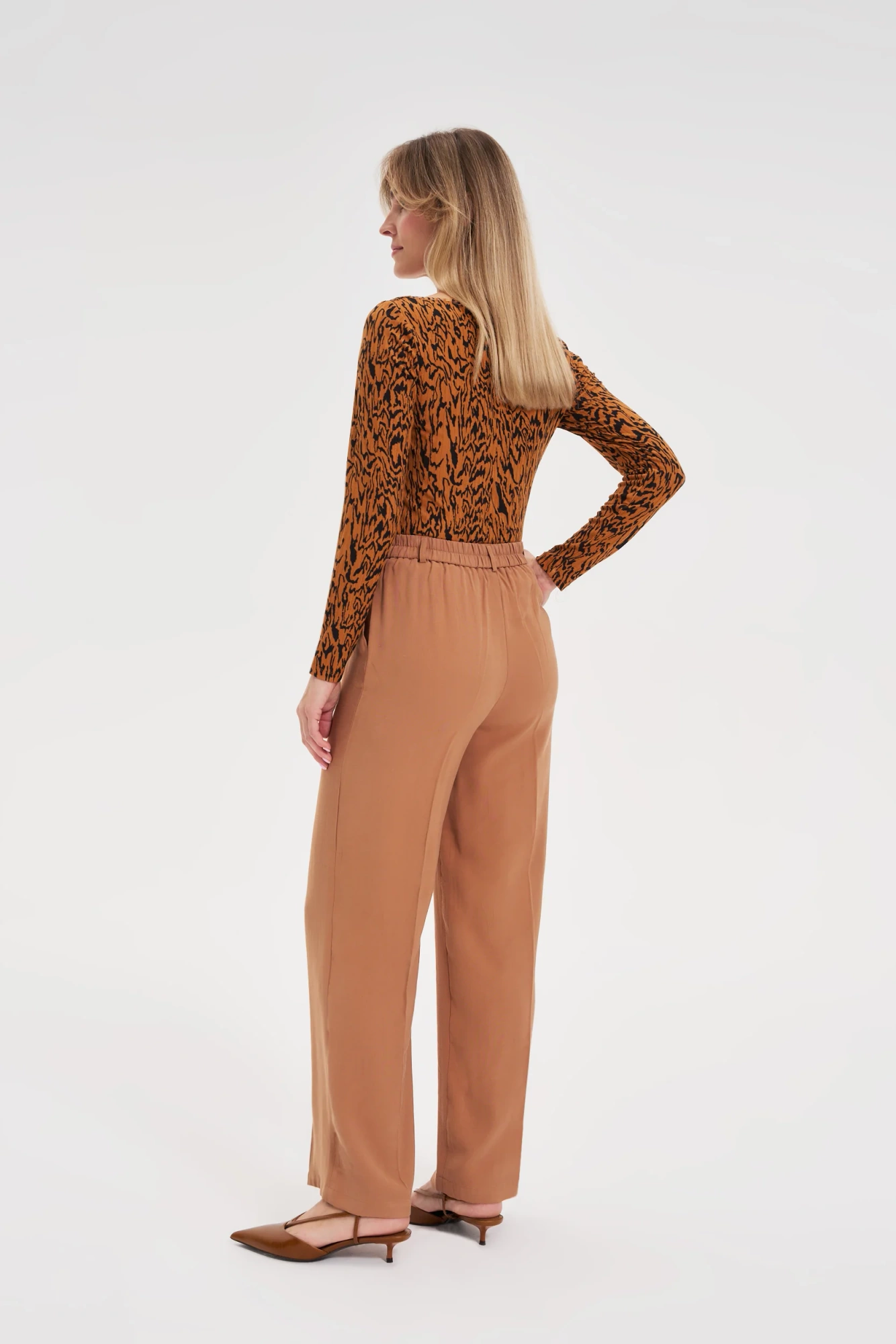 z sp 4820 camel 04 z sp 4820 camel 04