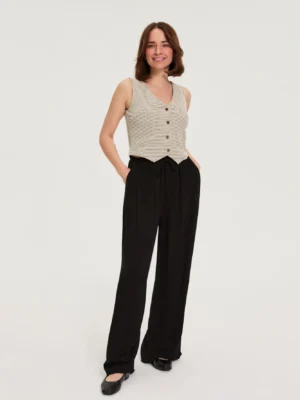 l sp 4935 black 01