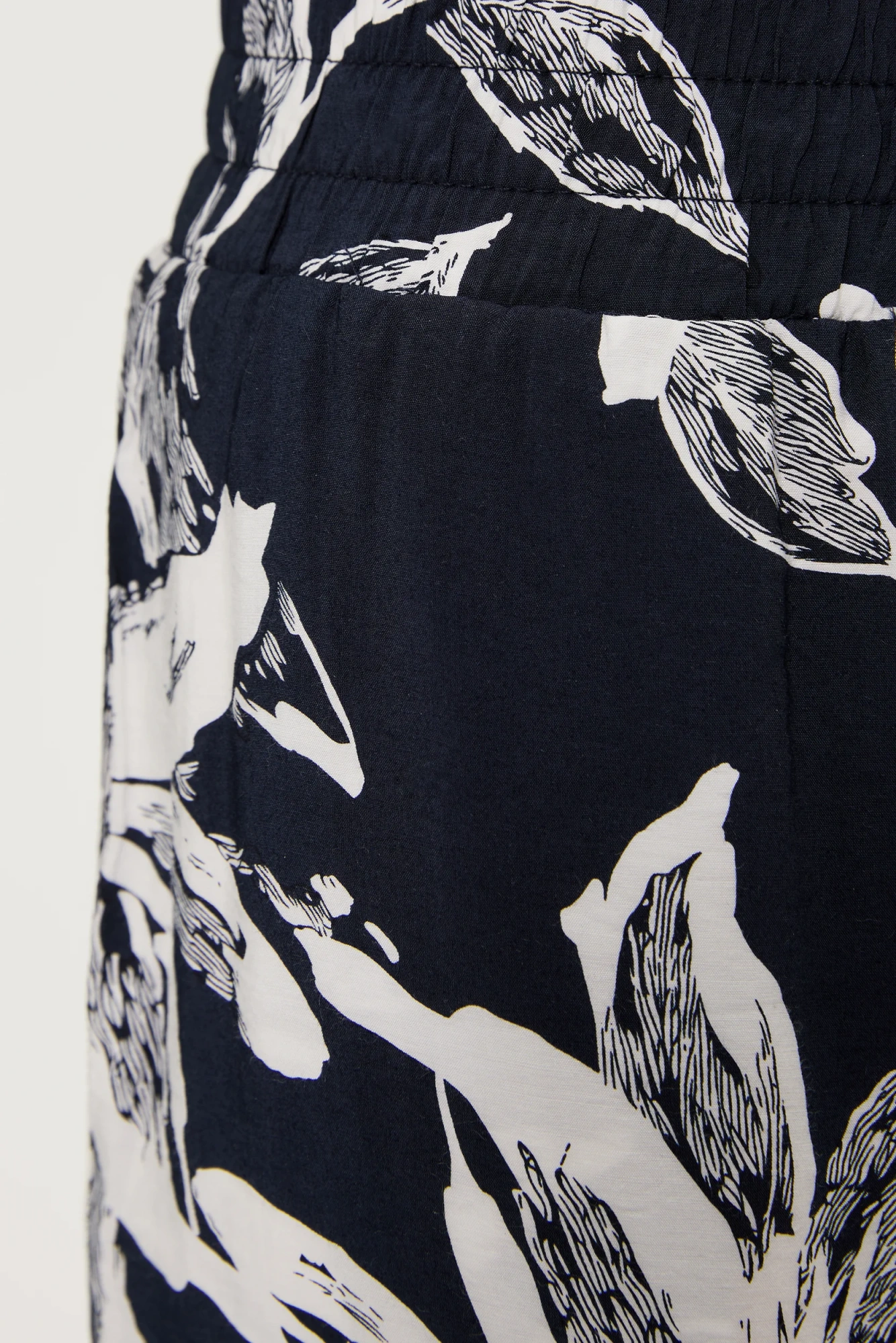 l sp 4939 d.navy 07 l sp 4939 d.navy 07