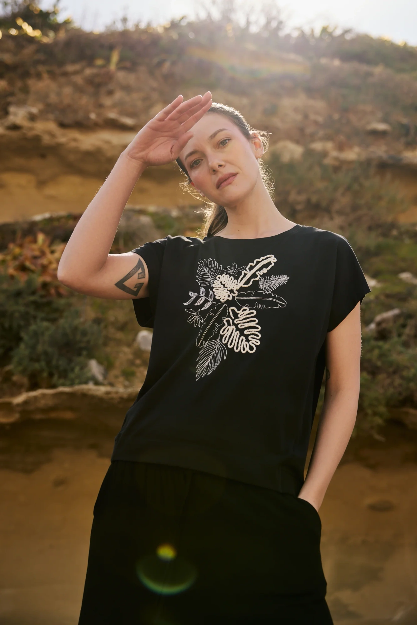 l ts 4987 black 01 l ts 4987 black 01
