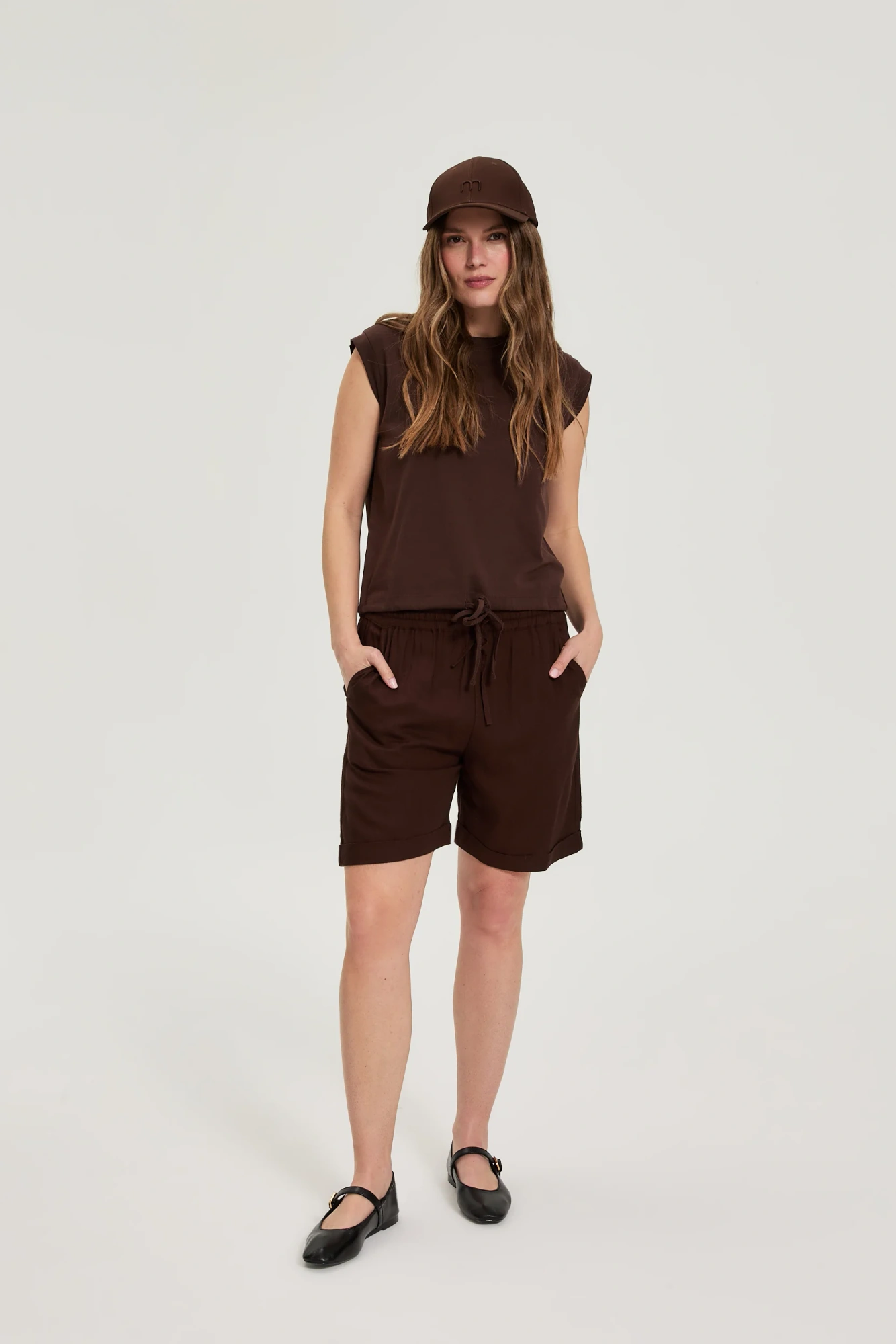 l sh 4912 d.brown (5) l sh 4912 d.brown (5)