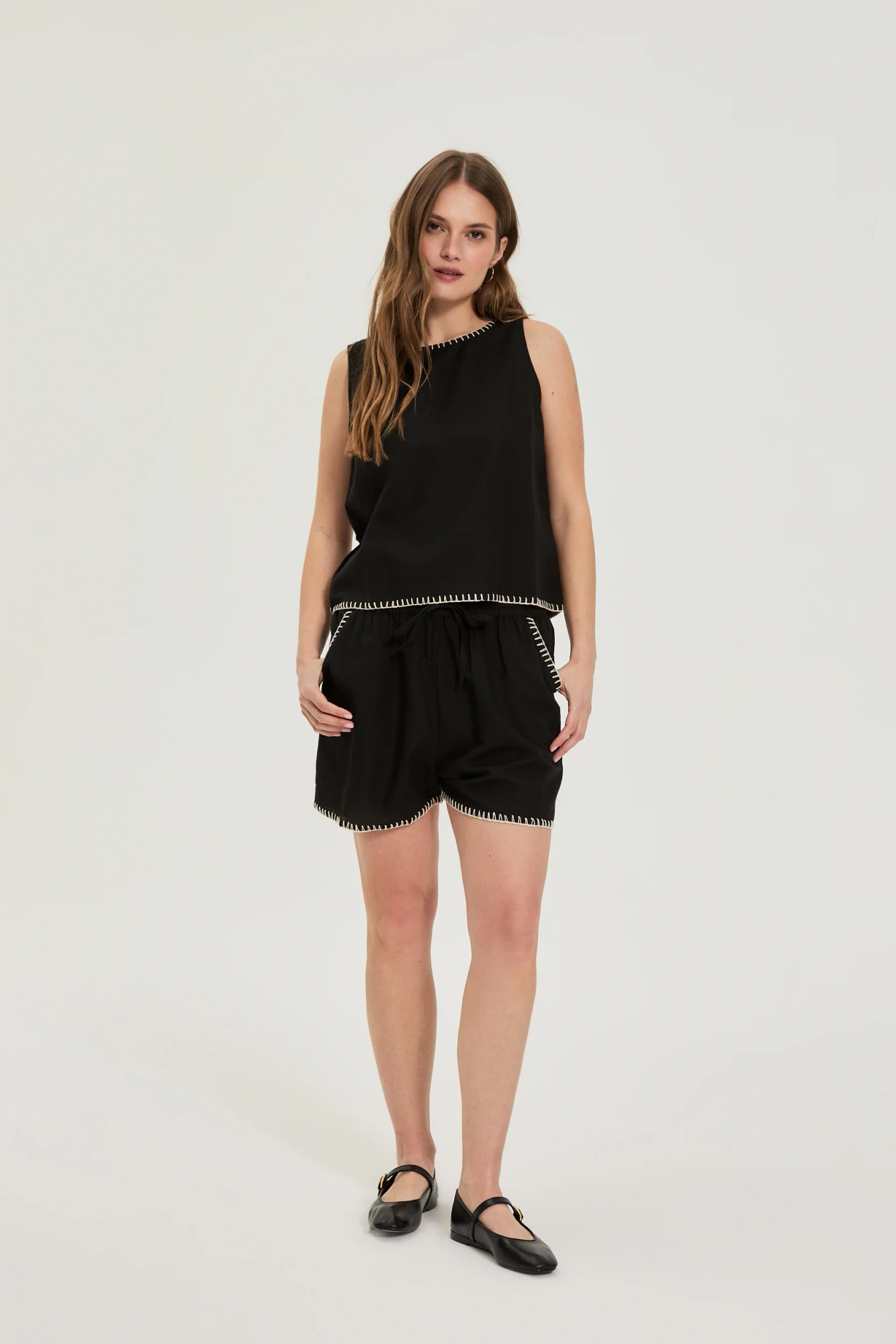 l sh 4919 black (1) l sh 4919 black (1)